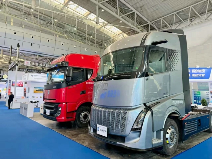 交運集團合資公司吉星汽車與上億控股達成戰(zhàn)略合作，簽下超2千萬元訂單2.jpg